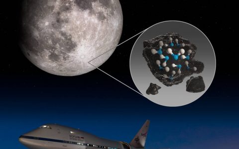 天文学家在月球有阳光照射的表面发现水