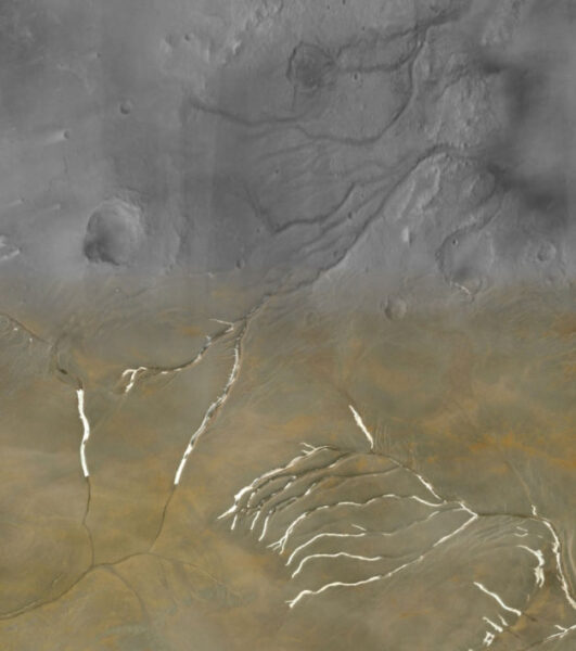 这张图显示了火星山谷（上）和加拿大北极地区的冰河（下），两地的山谷形状相当类似。