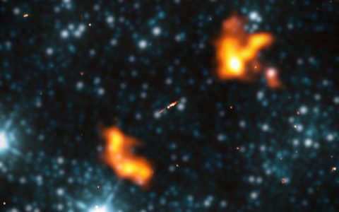 Alcyoneus星系：最大的星系，直径1630万光年
