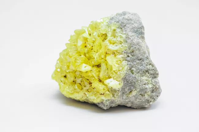常见黄色石头识别图谱