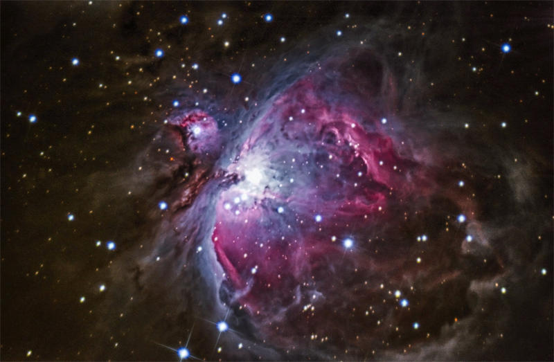 美丽的猎户座大星云，其恒星形成区有着富含复杂分子的热微核。