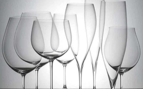 玻璃为什么是透明的？主要是量子排列方式与众不同