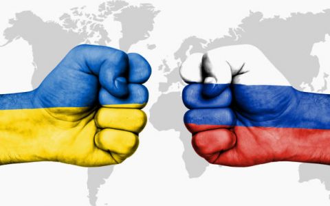 俄罗斯和乌克兰面积人口经济军事实力对比