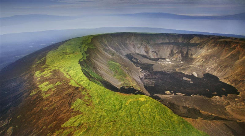 火山是加拉帕戈斯群岛最主要的地形地貌