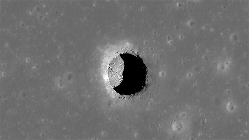 月球的 Tranquillitatis 坑 （图片来源：NASA/GSFC/Arizona State University）