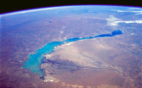巴尔喀什湖：曾经的我国第一大湖