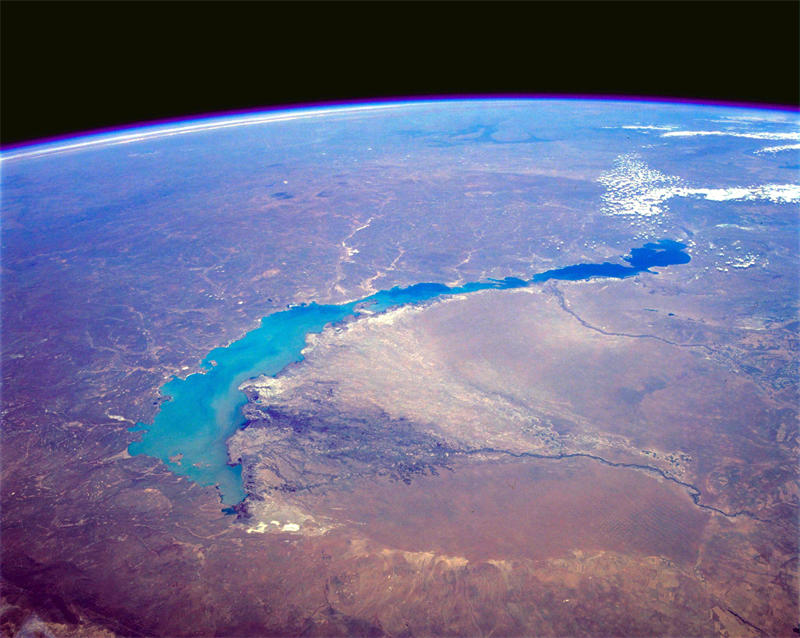 巴尔喀什湖曾经是我国的第一大湖