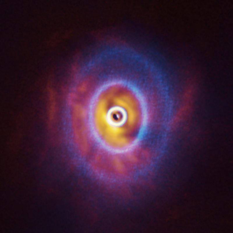 天文学家拍摄到的GW Orionis中巨大的原行星盘