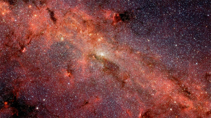 在银河系核心你看到的夜空可能是转的，有100万颗亮度超过天狼星的恒星