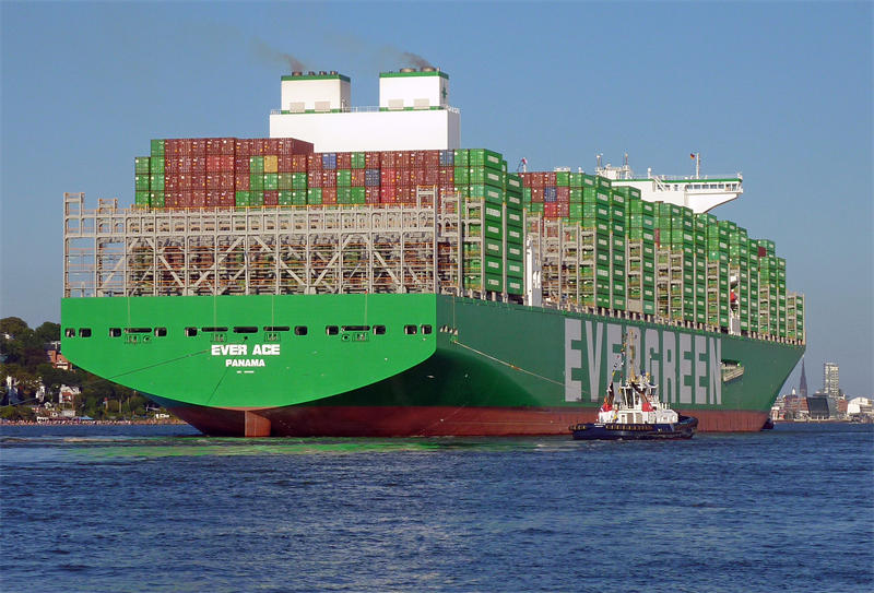 长荣A级是世界上最大的集装箱船
