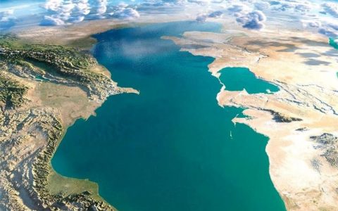 里海：世界上最大的湖泊