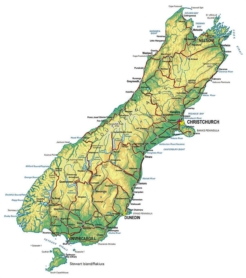 新西兰南岛虽然面积更大，但是人口更少