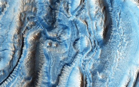 火星过去上存在冰川，但是冰川移动的速度很慢
