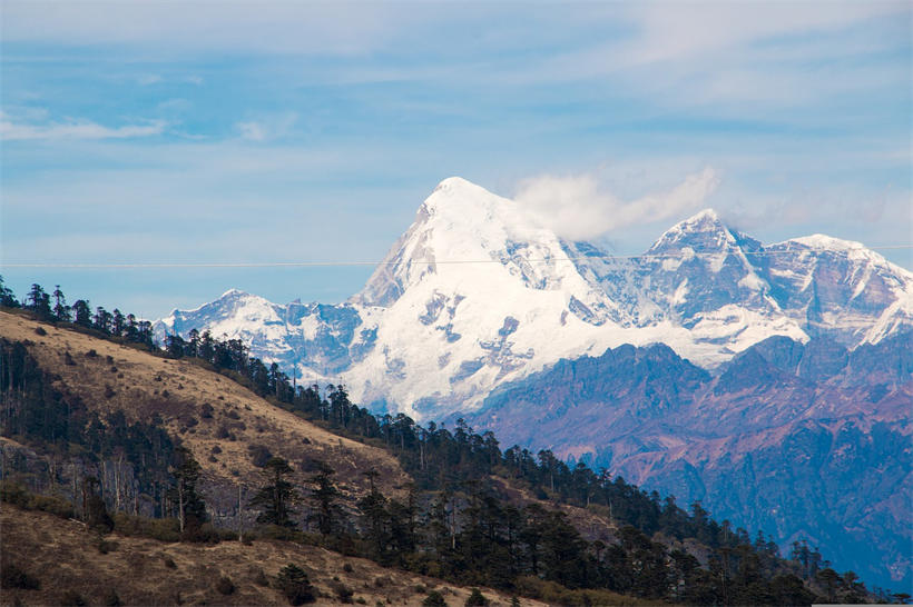 不丹是一个位于喜马拉雅山南麓的内陆国家