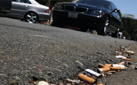 香烟的烟头对环境有什么影响？