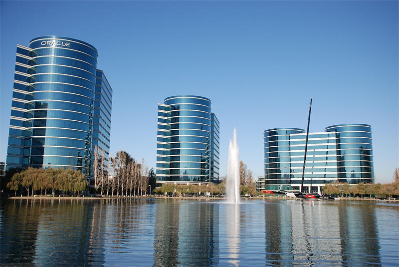 旧金山拥有大量的科技企业，也是新兴富翁最多的城市