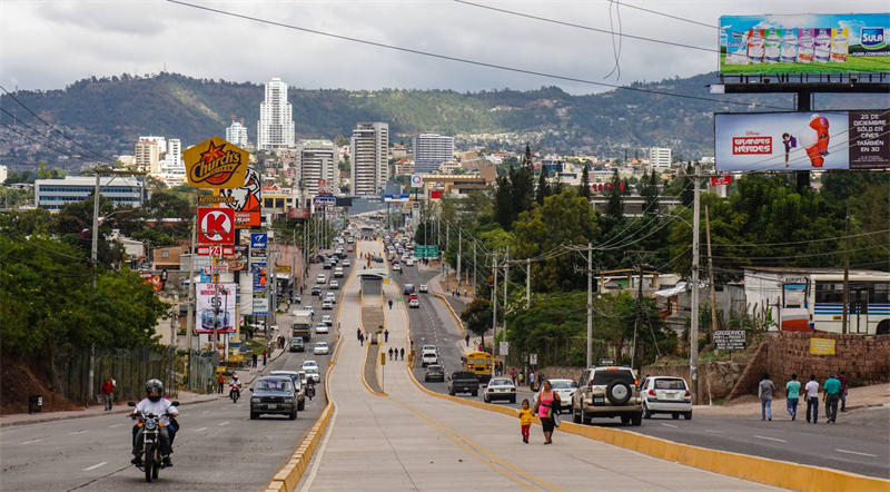 洪都拉斯街景，整体而言这个国家的经济比较落后