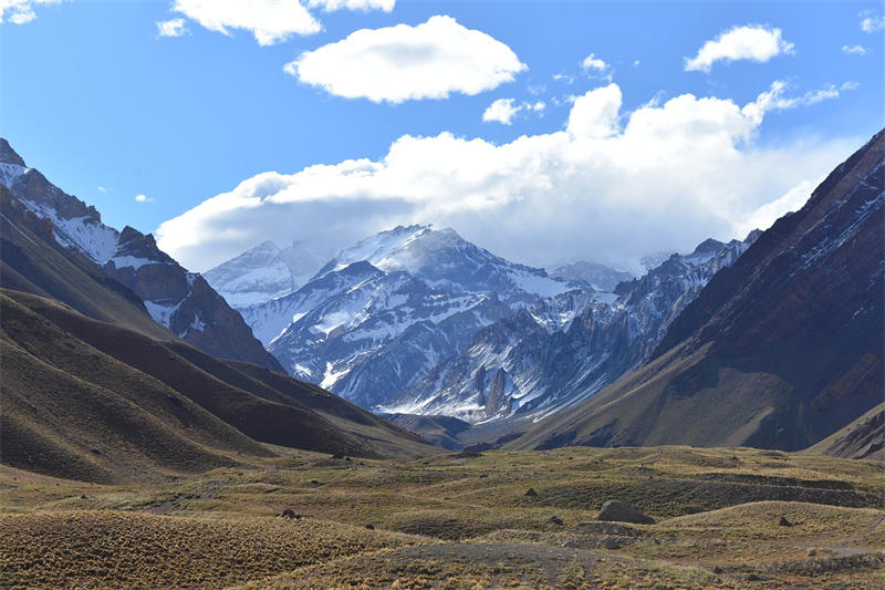 阿空加瓜山是南美洲最高峰