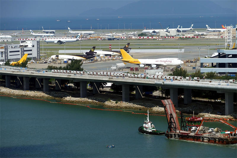 香港国际机场是世界上货运量最高的机场