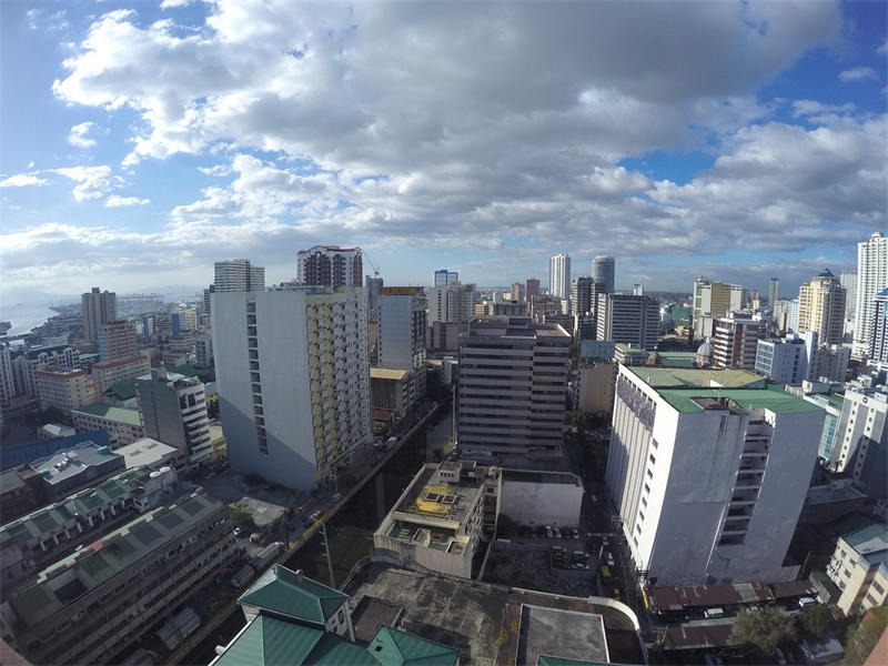 马尼拉是菲律宾最大城市，也是吕宋岛最大城市
